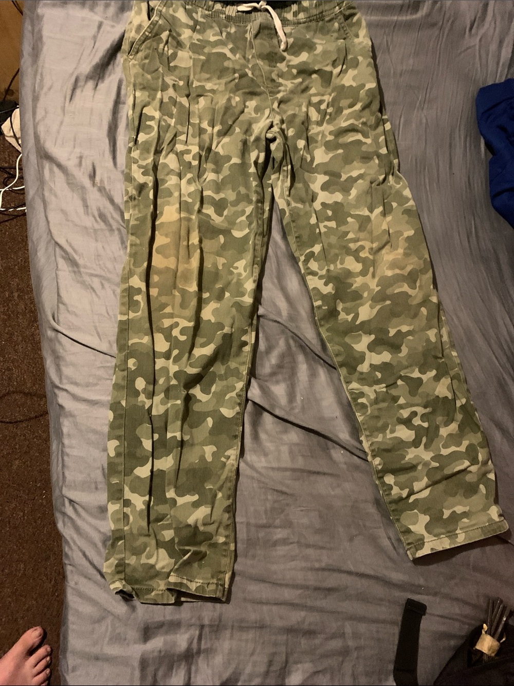Boys XXL 18 camo pants